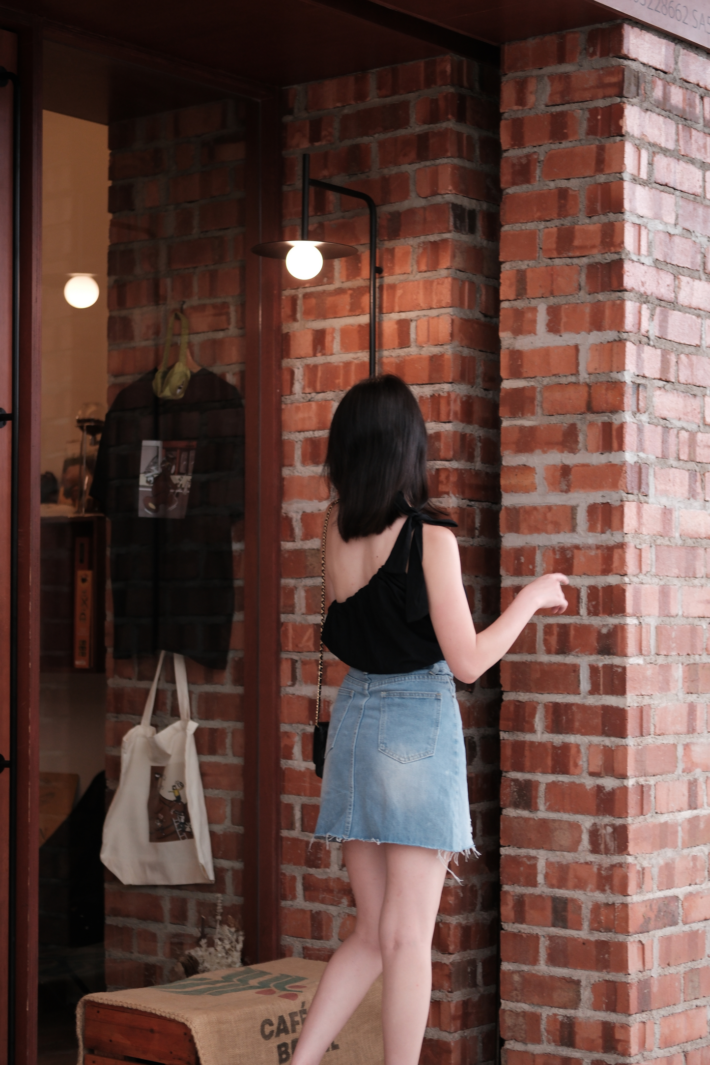 Aria Denim Raw Hem Mini Skirt