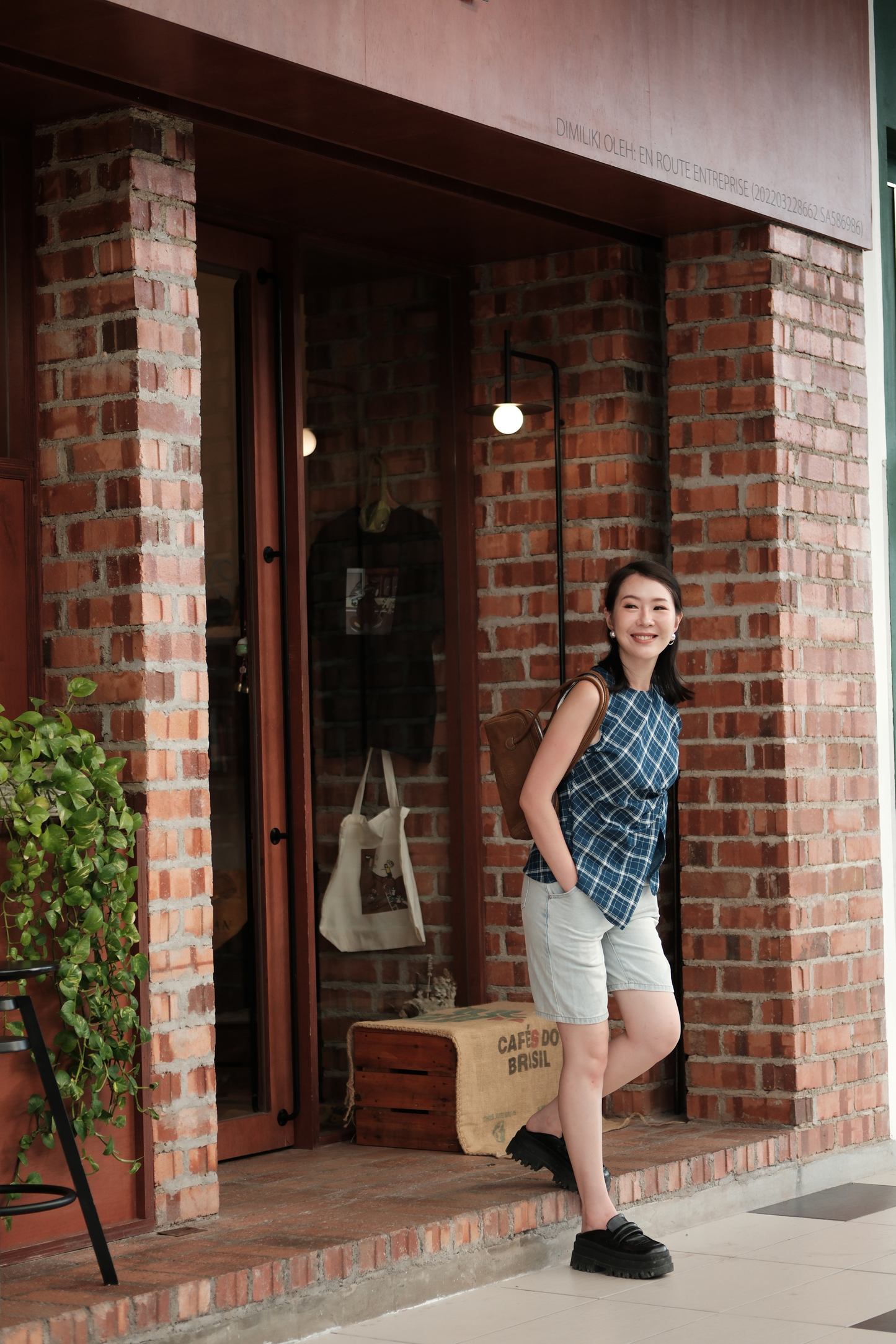 Élise Tartan Twist Top