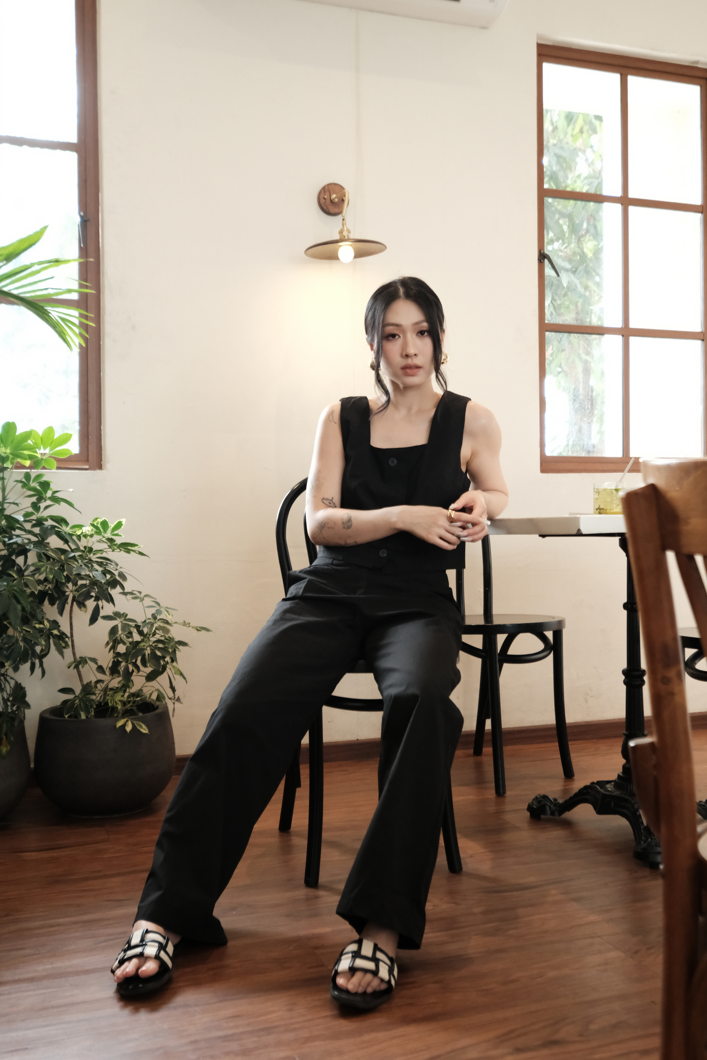 Colette Wide-Leg High-Waisted Trousers in Black