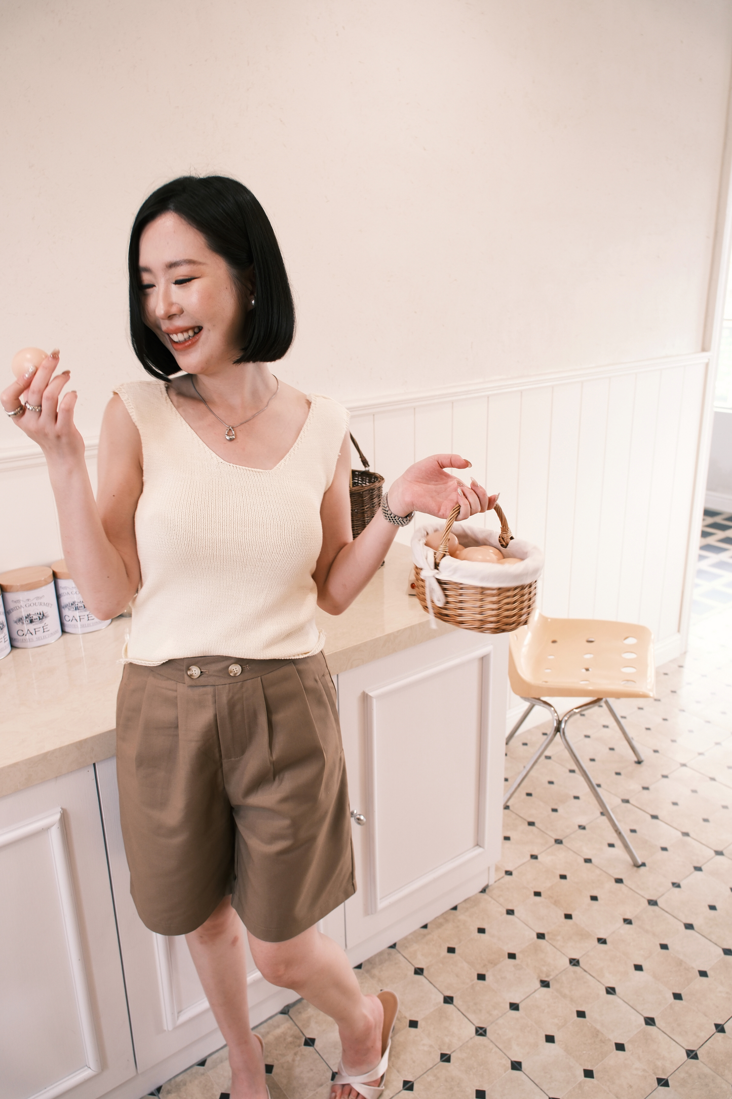Diane Pleated Bermudas in Khaki