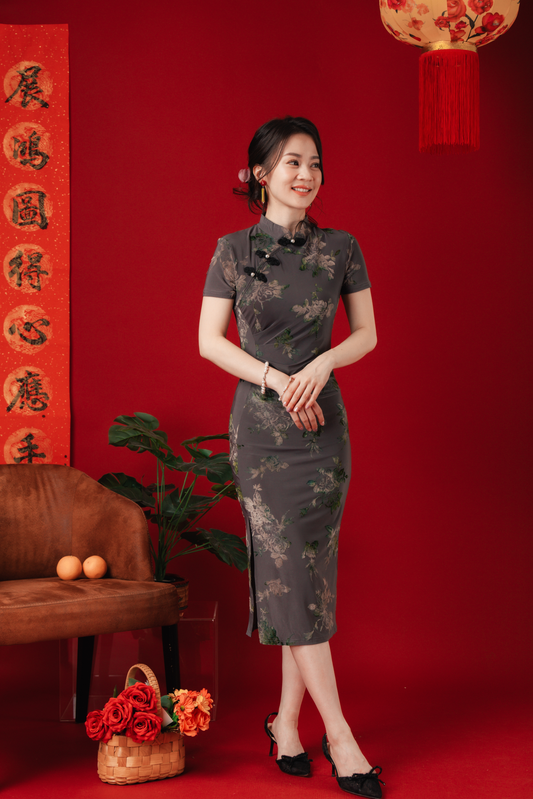 Élise Velvet-Bloom Cheongsam Dress