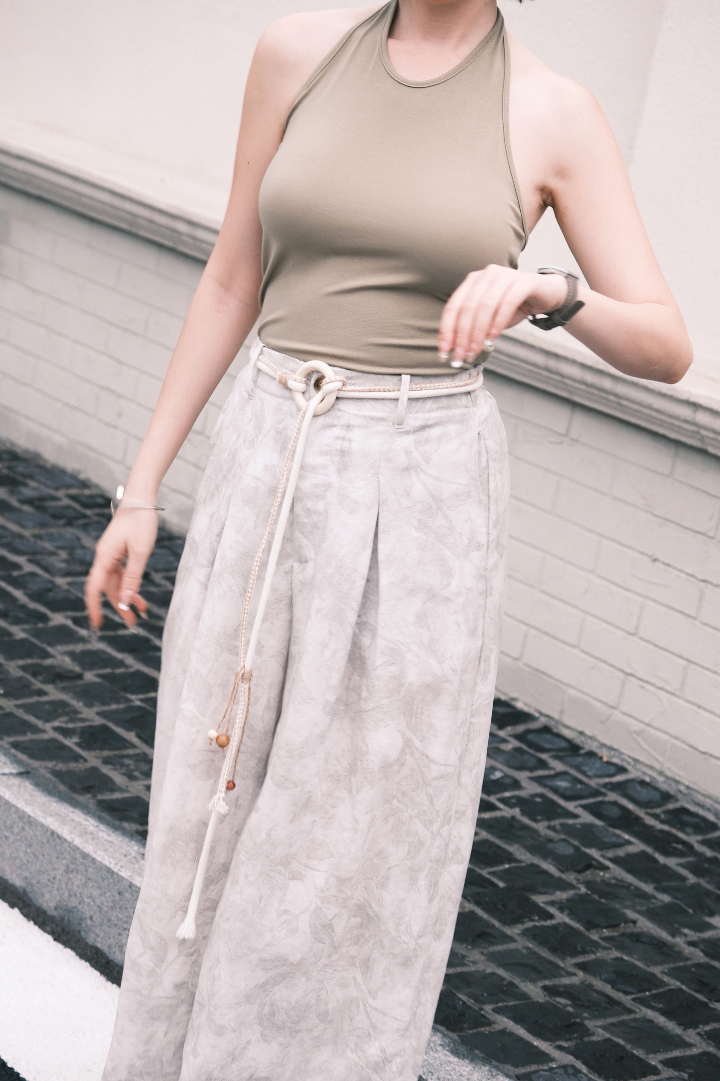 Sahara Marble Wide-Leg Pants in Khaki