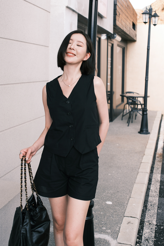 Violette Buttoned Vest in Black