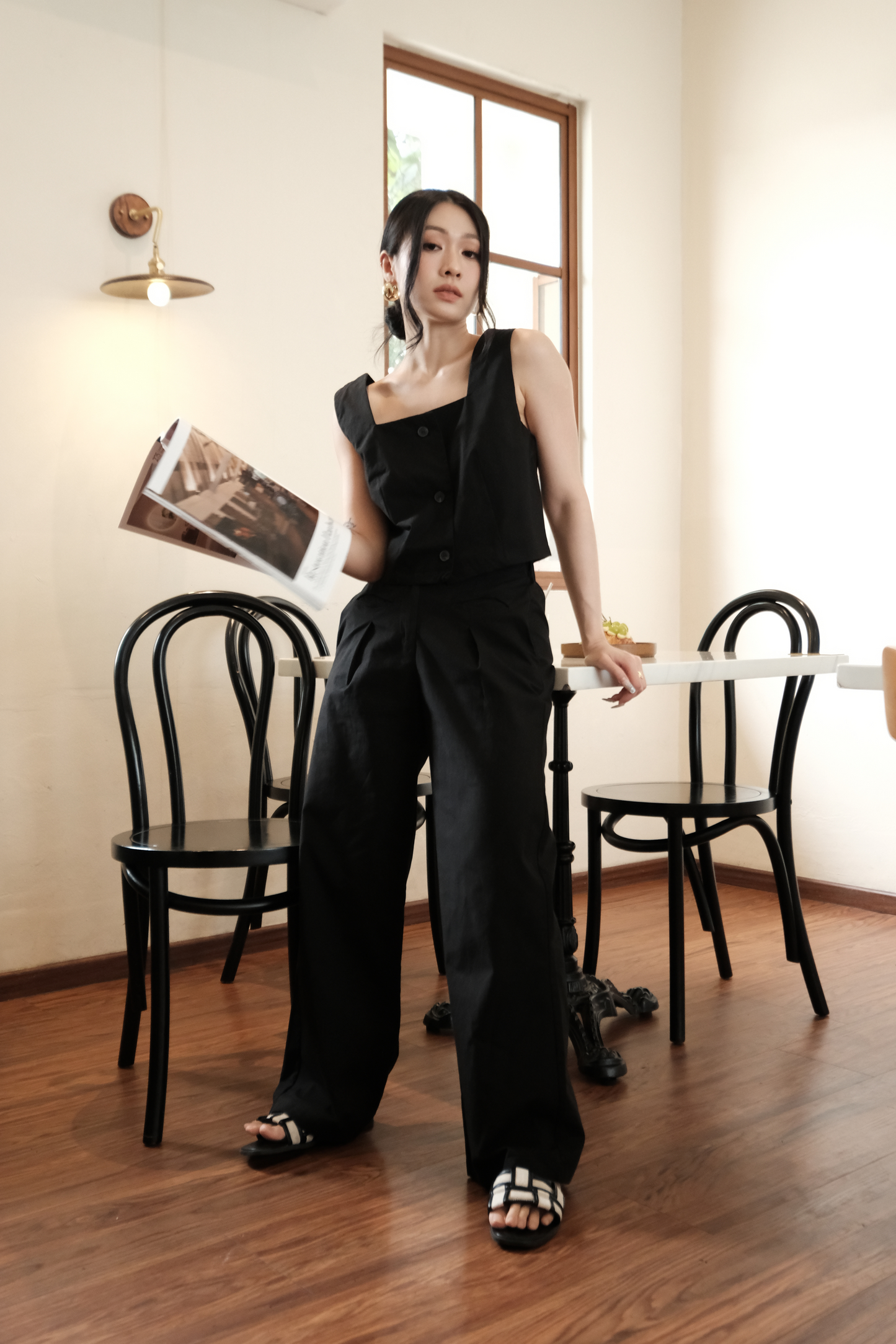 Colette Square-Neck Suit Vest in Black