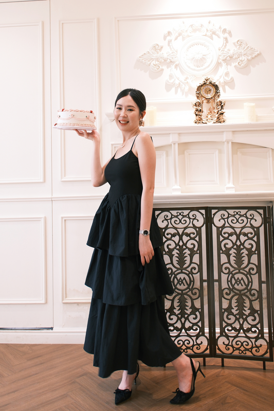 Vivienne Tiered V-Neck Maxi Dress in Black