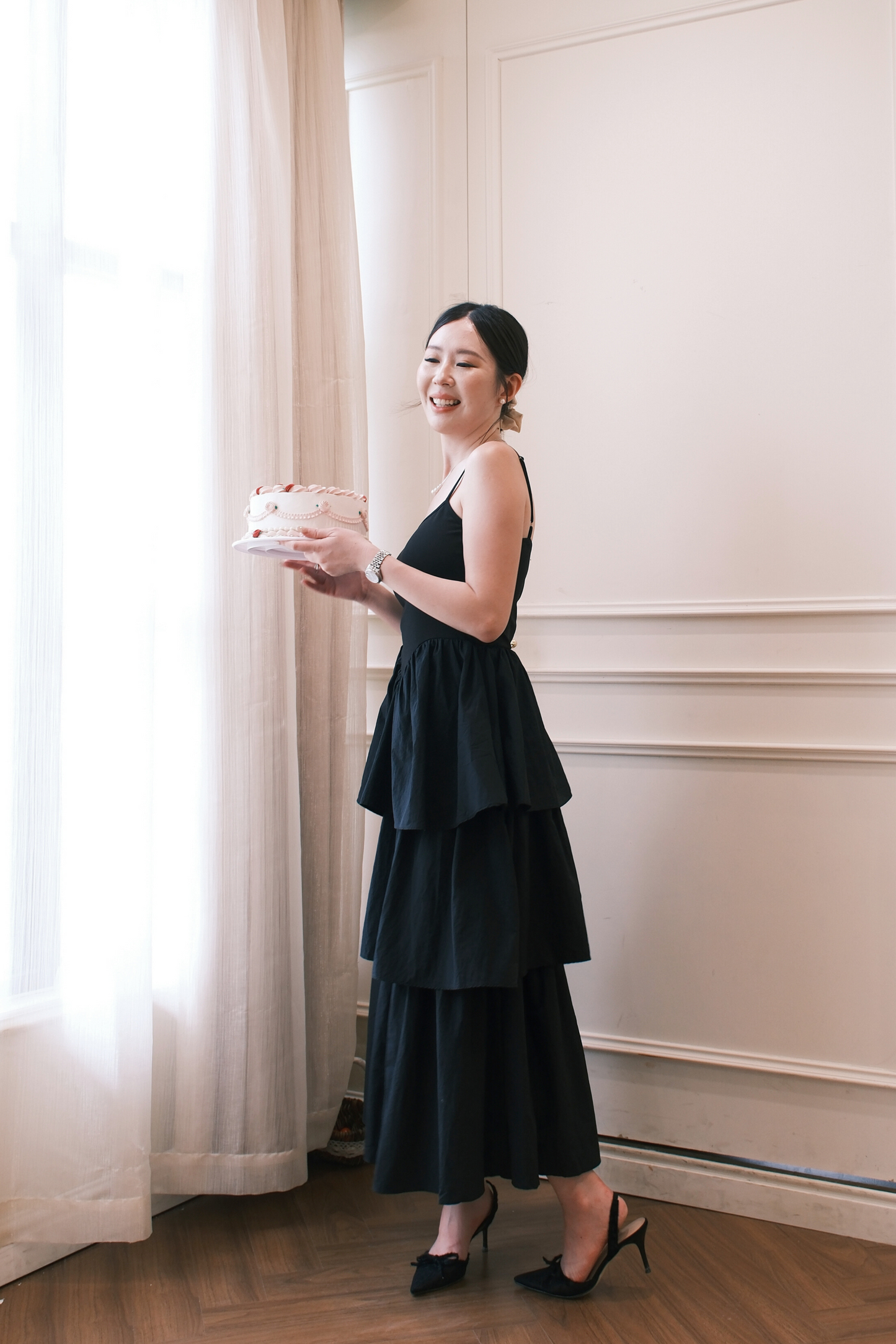 Vivienne Tiered V-Neck Maxi Dress in Black