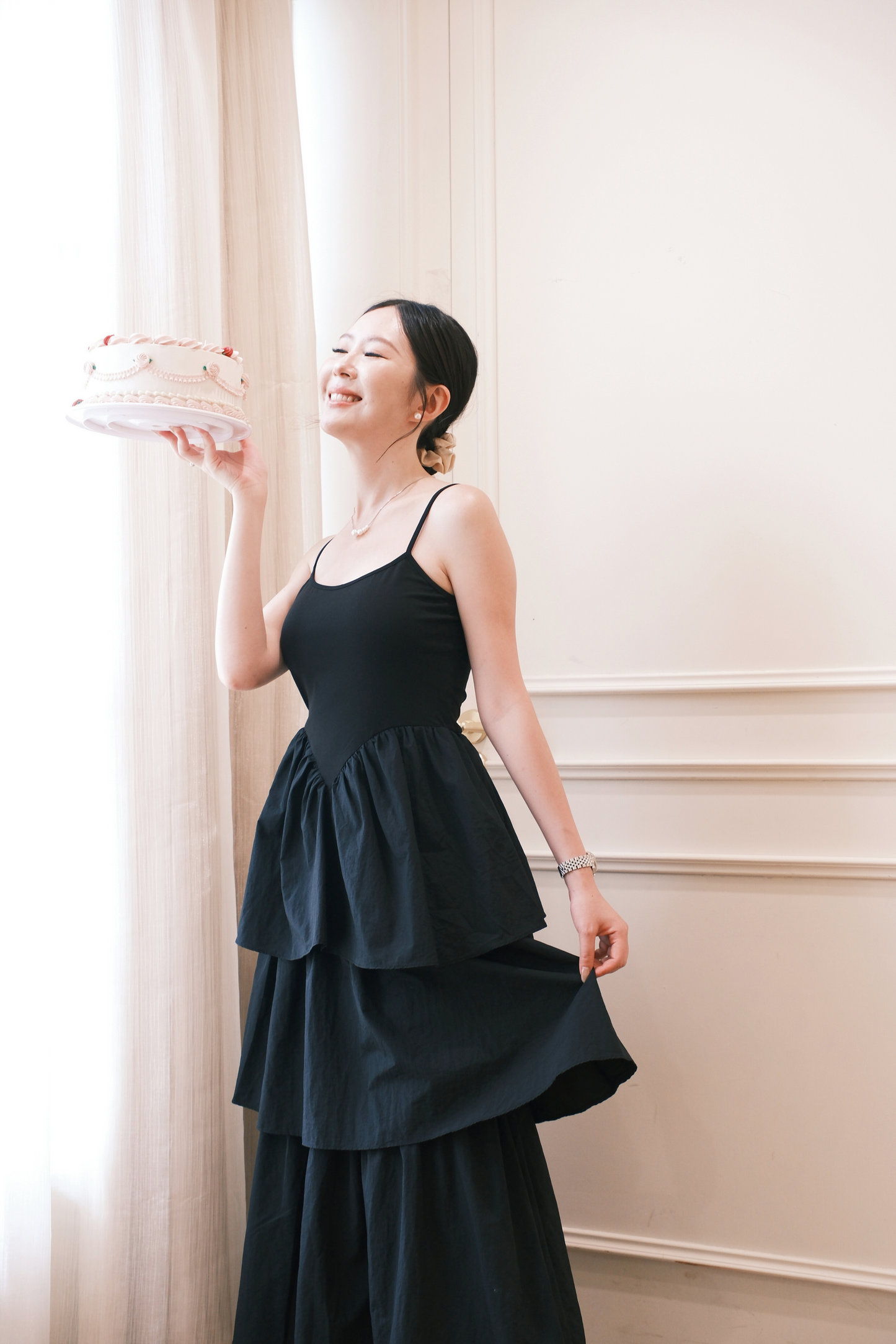 Vivienne Tiered V-Neck Maxi Dress in Black
