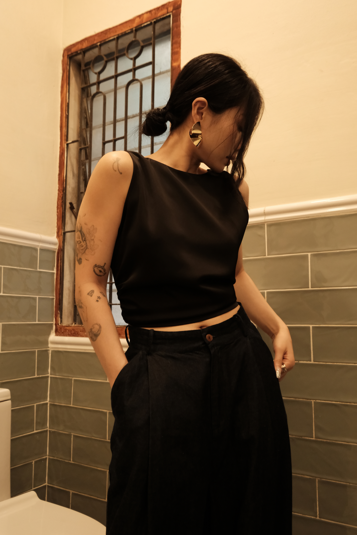 Charlotte Tie-Back Top in Black