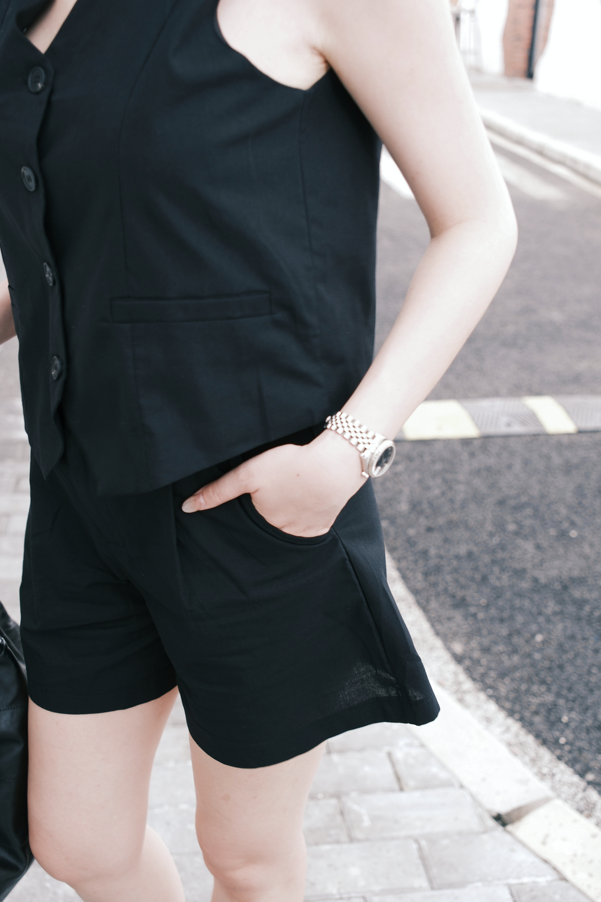 Violette Buttoned Vest in Black