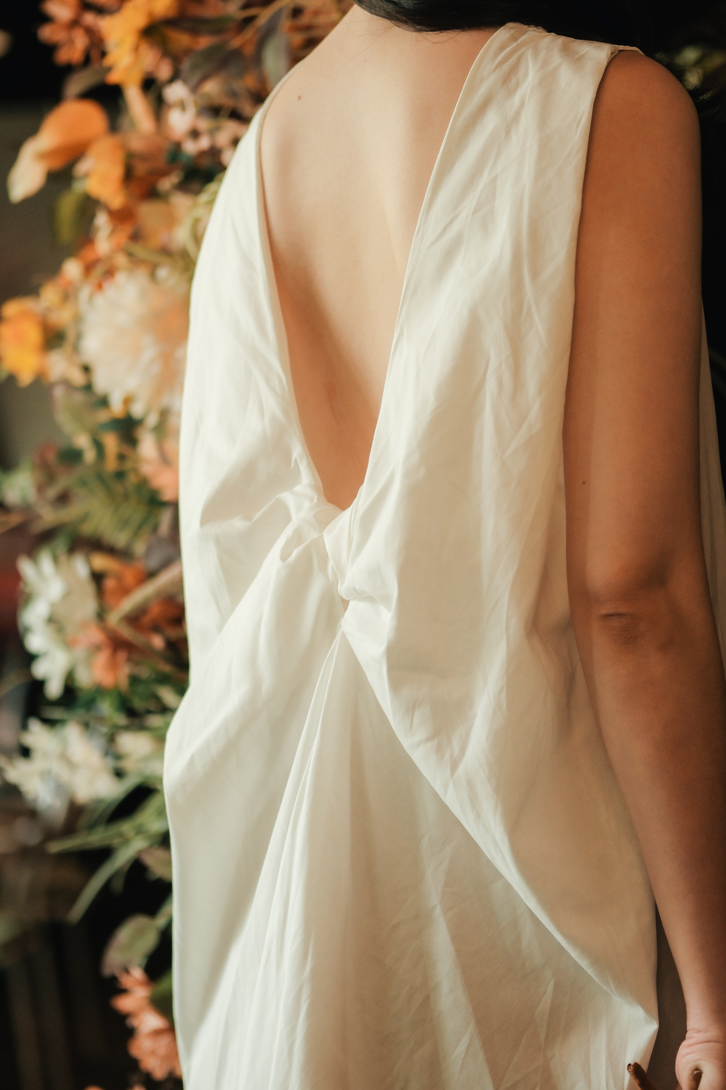 Inès Draped Back Knot Top in White