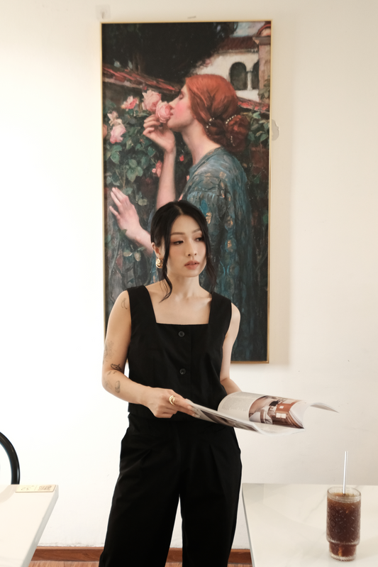 Colette Square-Neck Suit Vest in Black