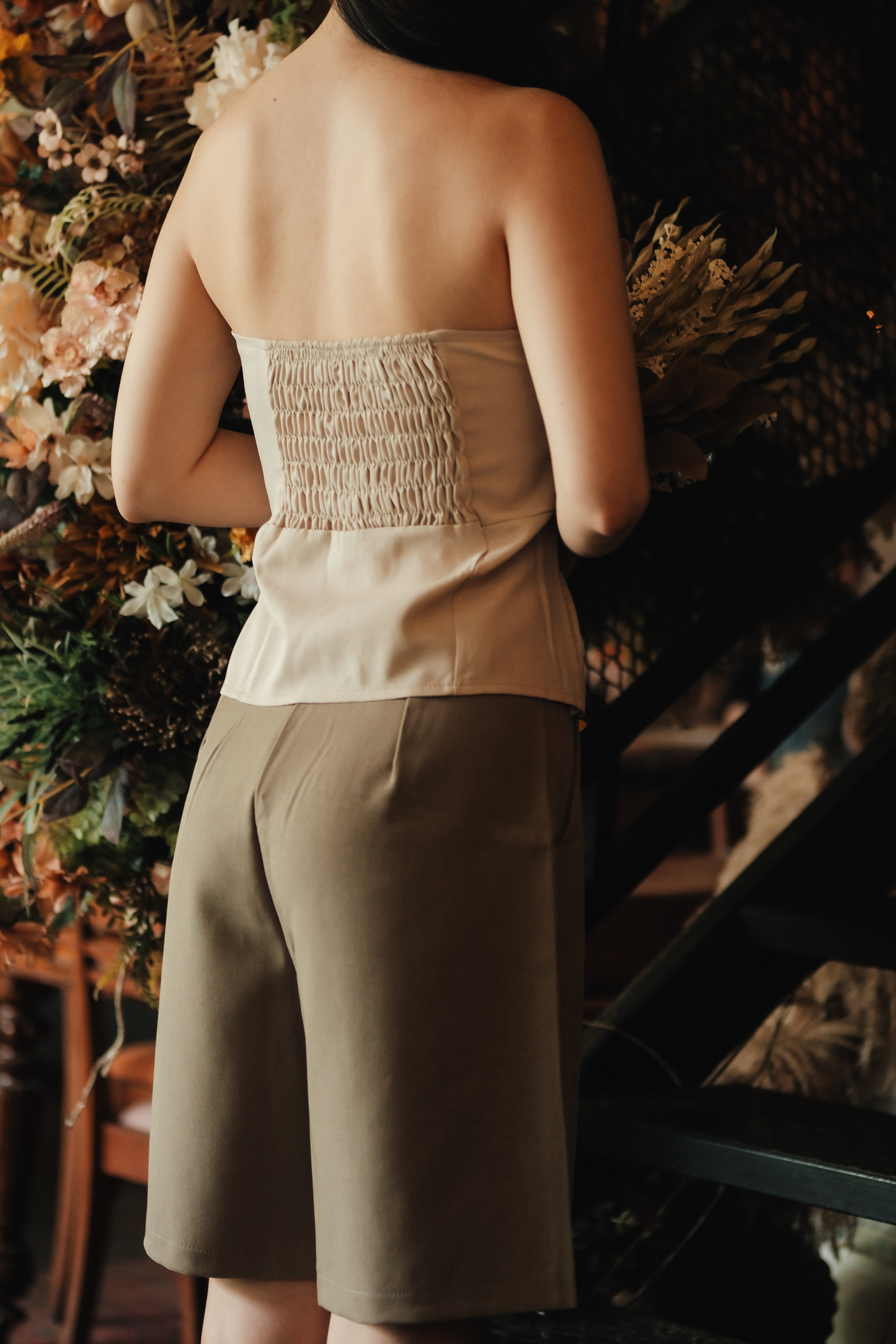 Avery Tailored Bermuda Shorts in Khaki
