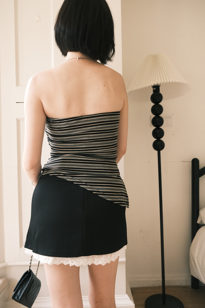 Ribbon Lace-Trim Mini Skirt in Black