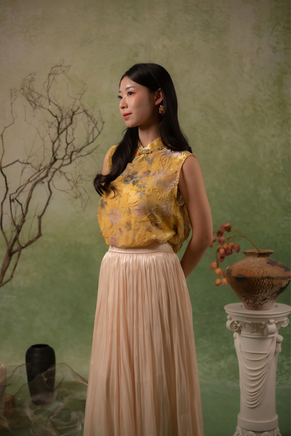 Soleil Pleated Maxi Skirt in Champagne