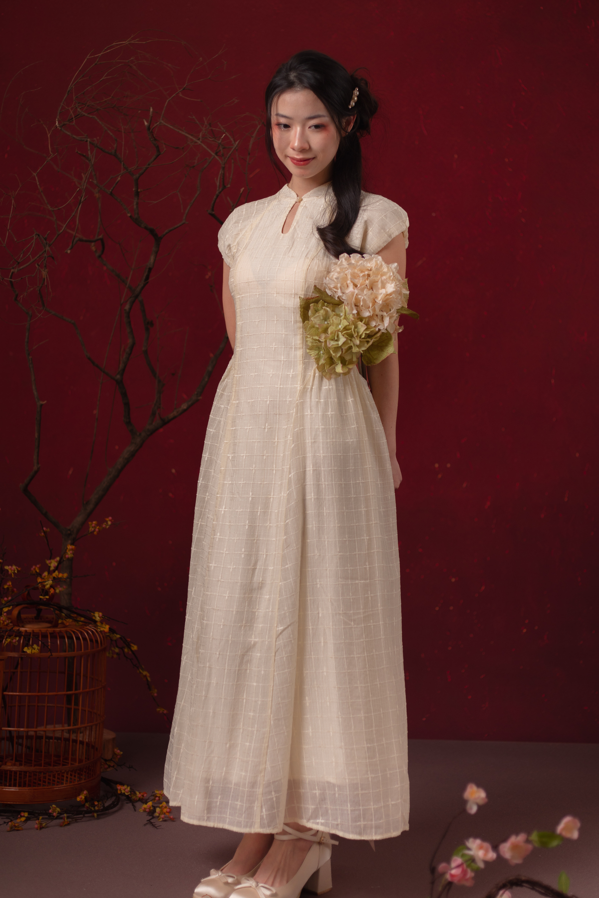 Élodie Grace Cheongsam Dress in Champagne
