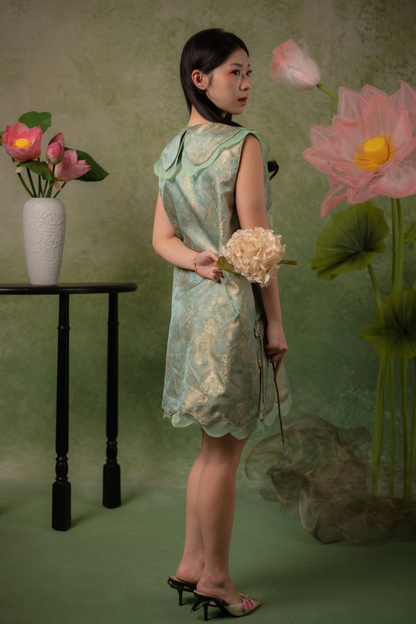 Elara Lotus Cheongsam Dress in Mint Sage