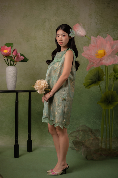 Elara Lotus Cheongsam Dress in Mint Sage