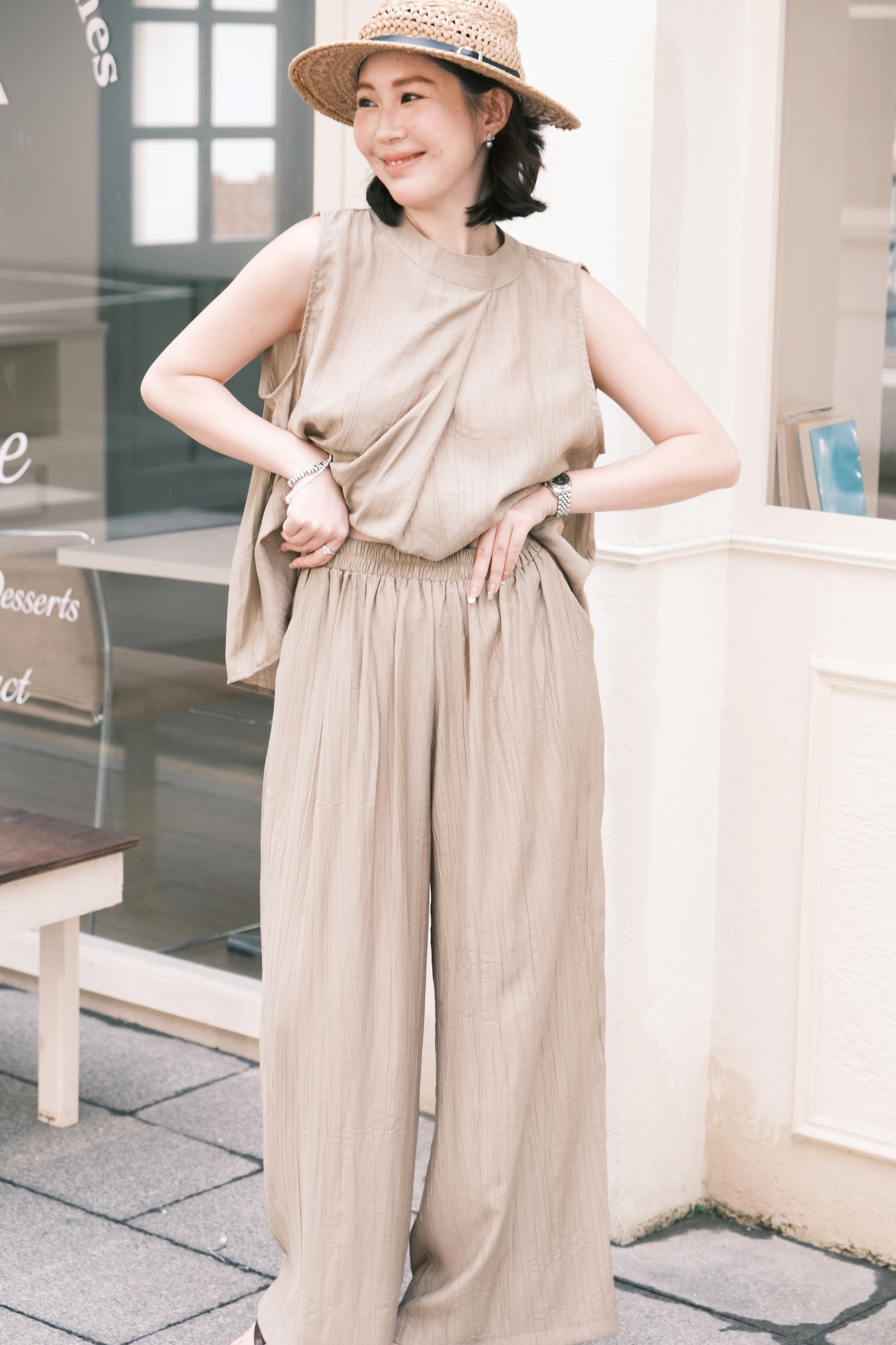 Noéline Relaxed Co-Ord Set in Khaki