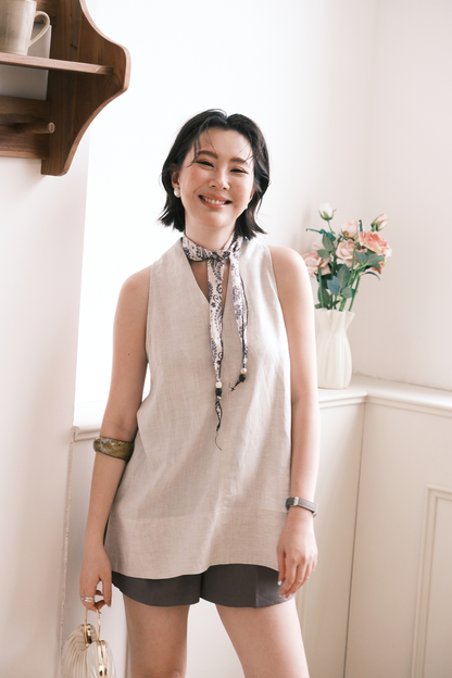 Noelle Linen Top in Khaki