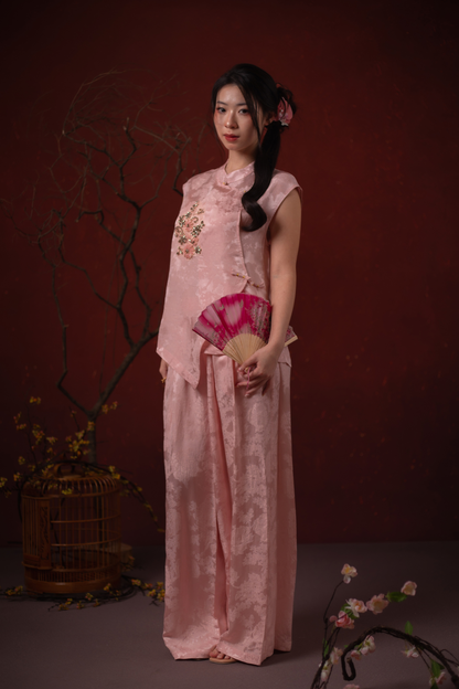 Sabine Emblem Cheongsam Top & Pants Set in Blush Pink