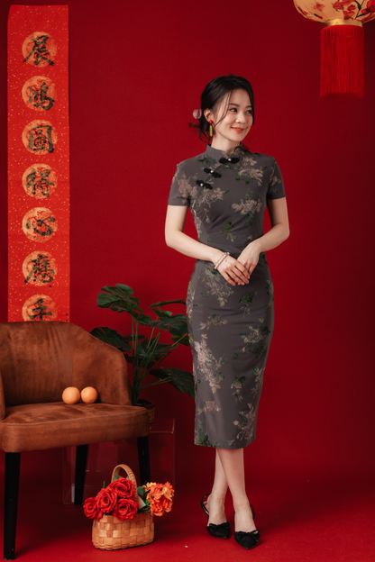 Élise Velvet-Bloom Cheongsam Dress