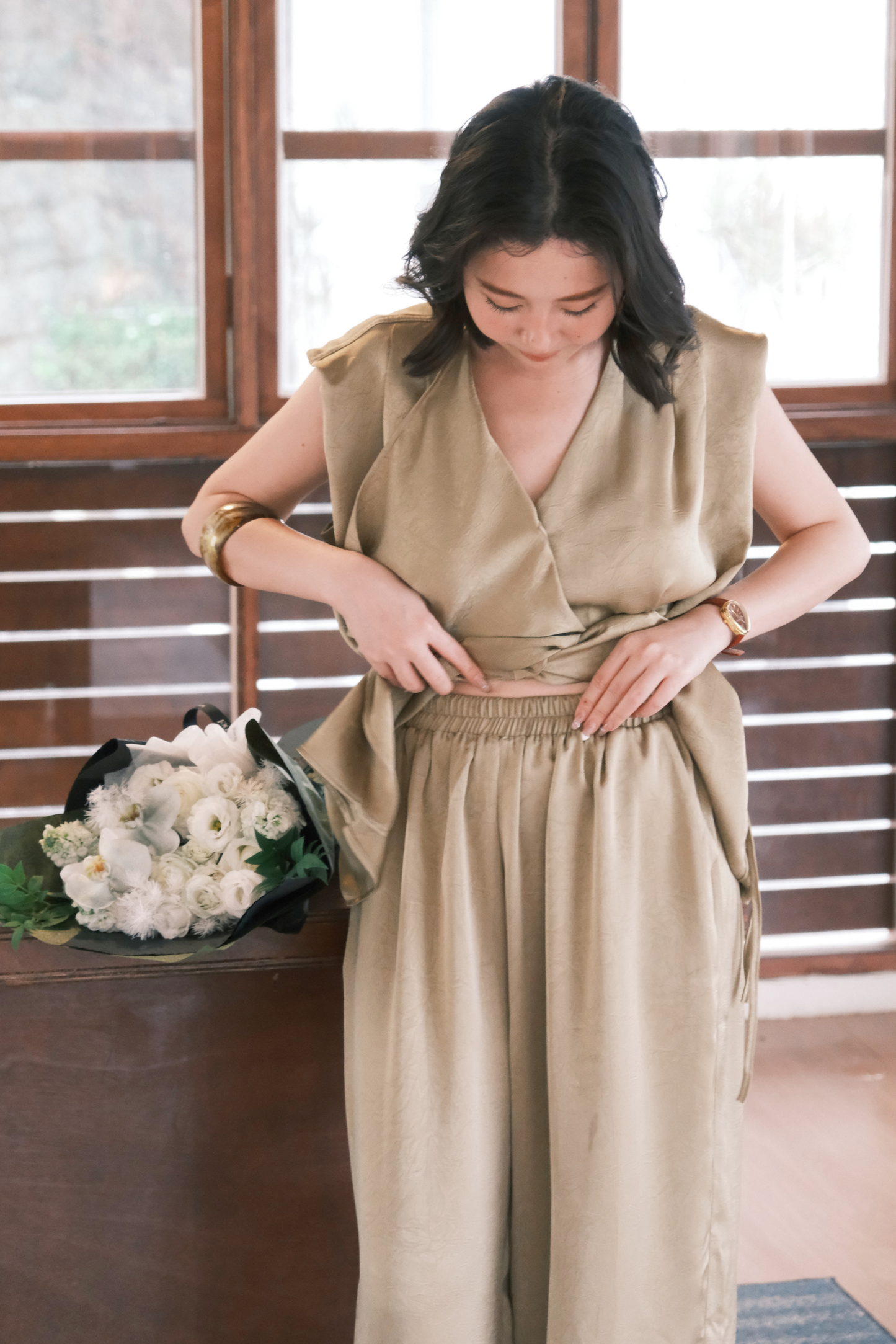 Olienne Satin Wrap Set in Green