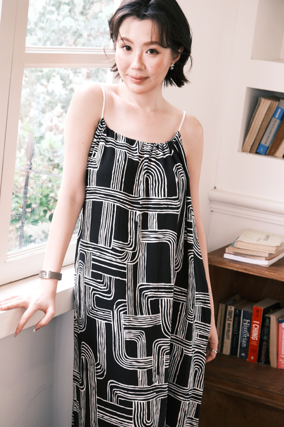 Monet Abstract Maxi Dress in Black