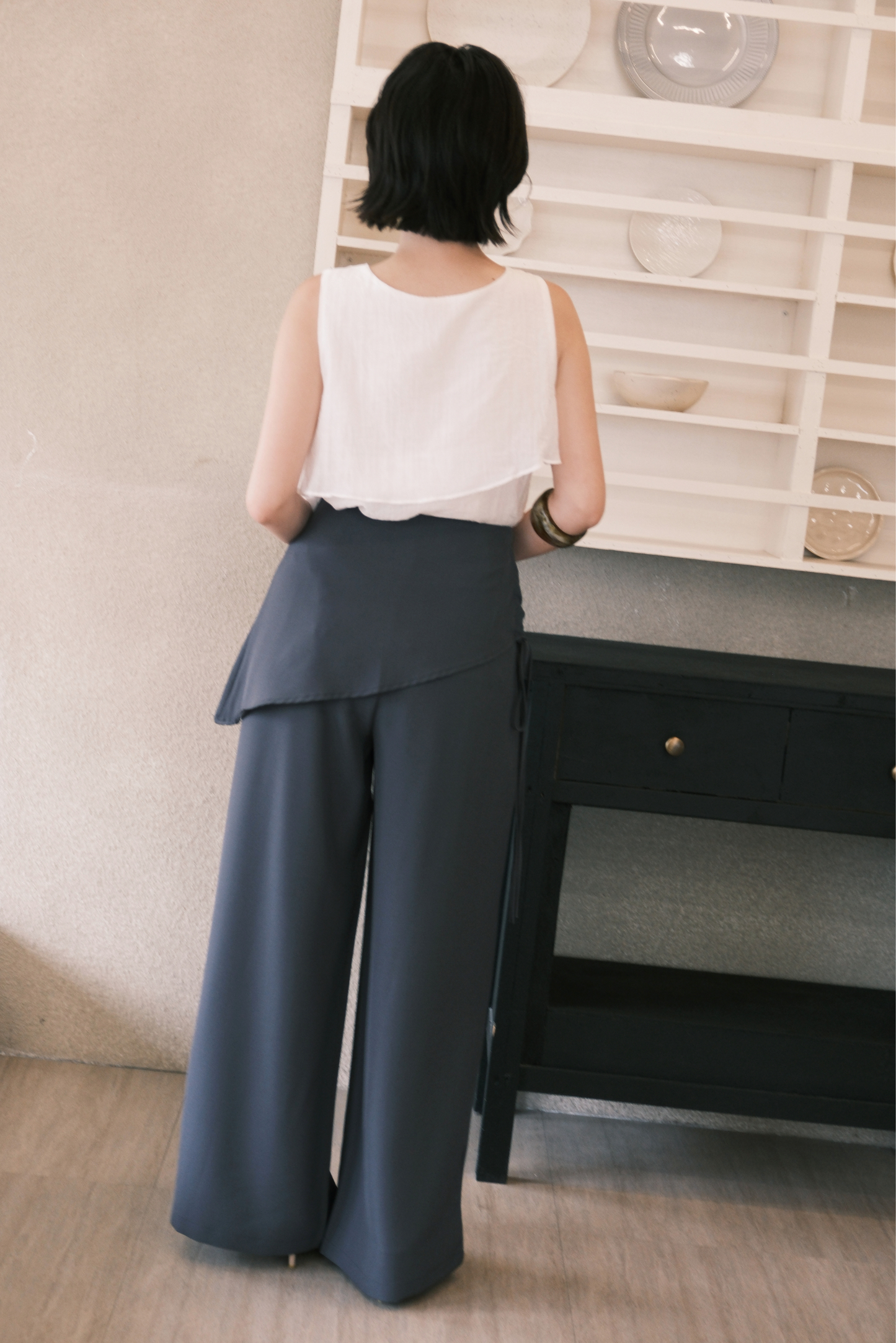 Sloane Wide-Leg Pants in Grey