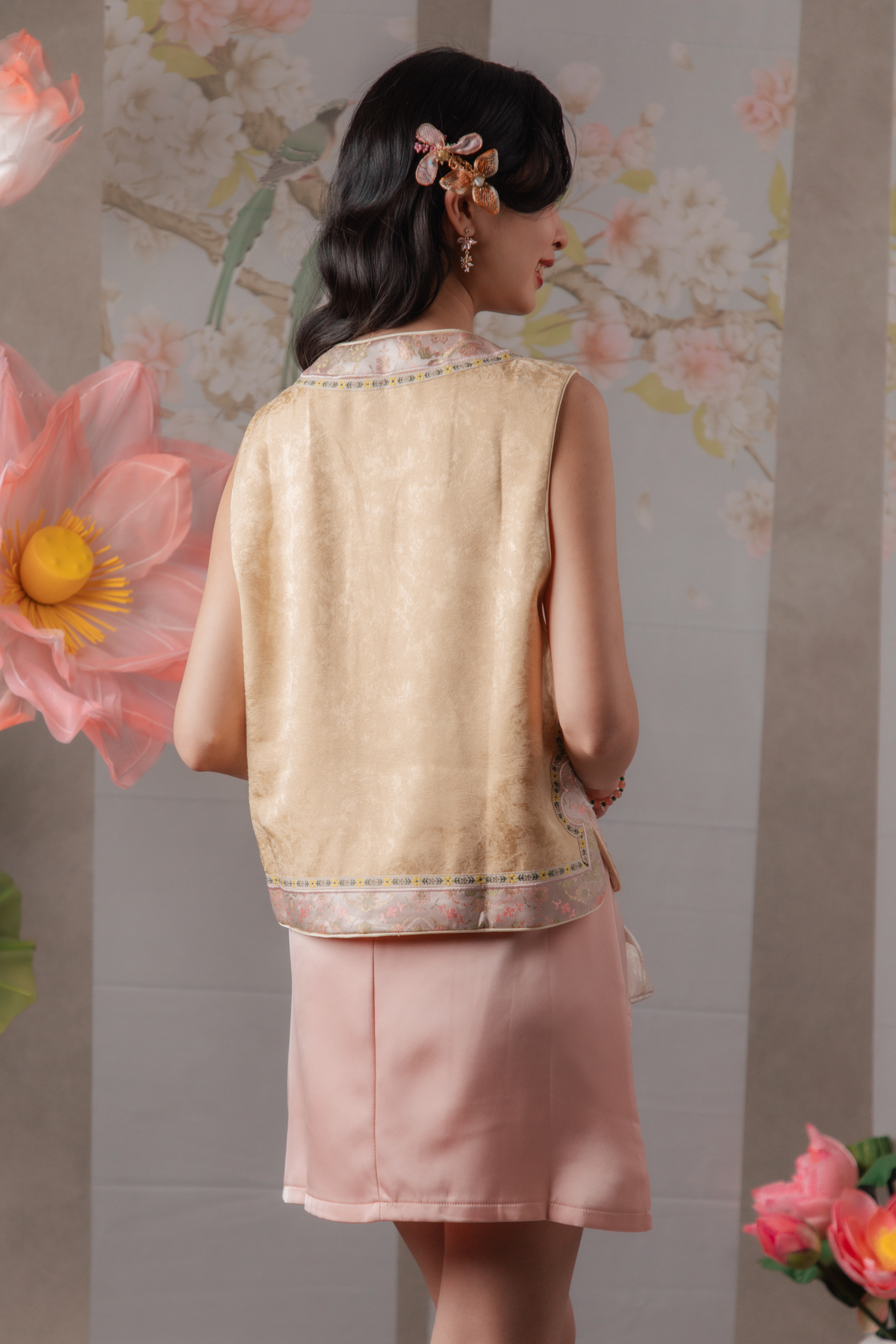 Cordelia Floral Cheongsam Vest in Yellow