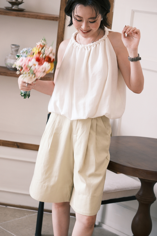 Aurelia Bermuda Shorts in Yellow