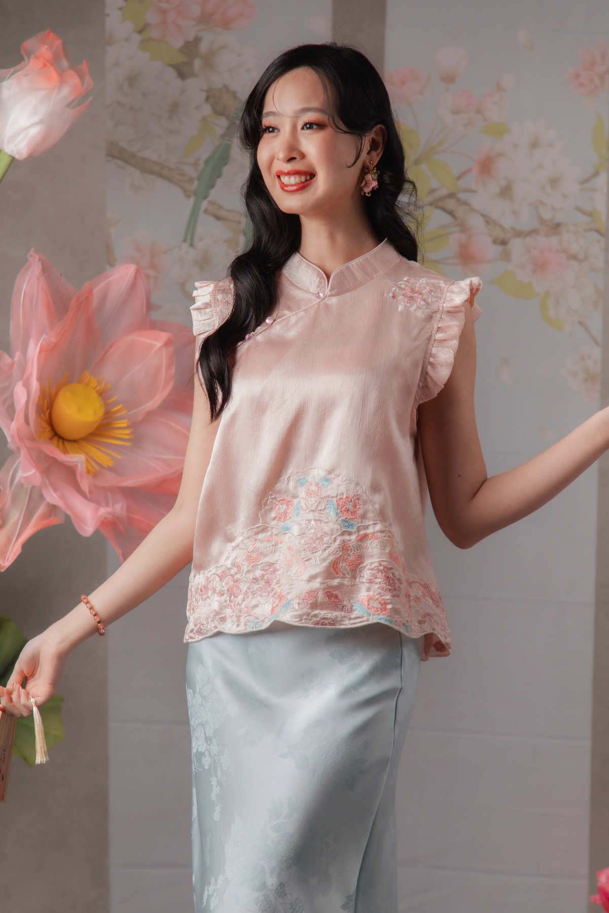 Lucile Embroidered Cheongsam Top in Pink