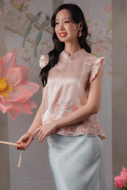 Lucile Embroidered Cheongsam Top in Pink