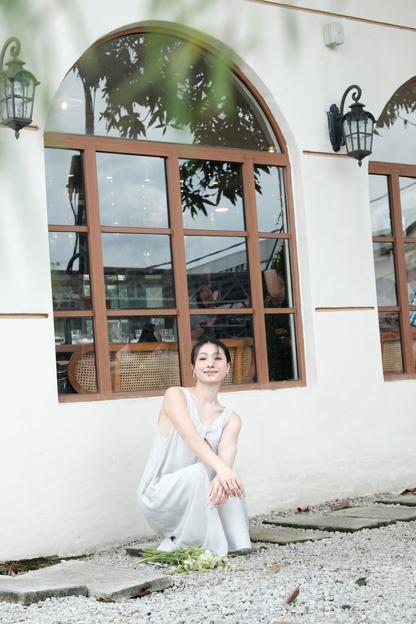 Clara Twist-Knot V-Neck Dress in Light Blue
