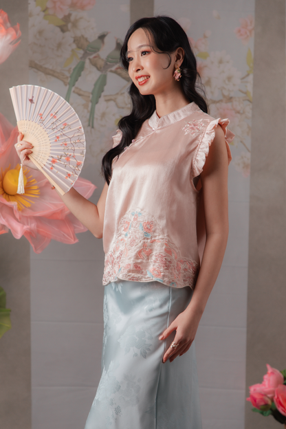 Lucile Embroidered Cheongsam Top in Pink