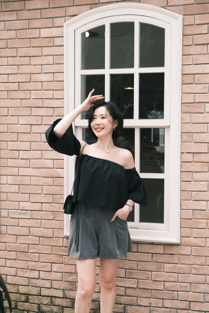 Odette Off-Shoulder Flare Sleeve Top in Black