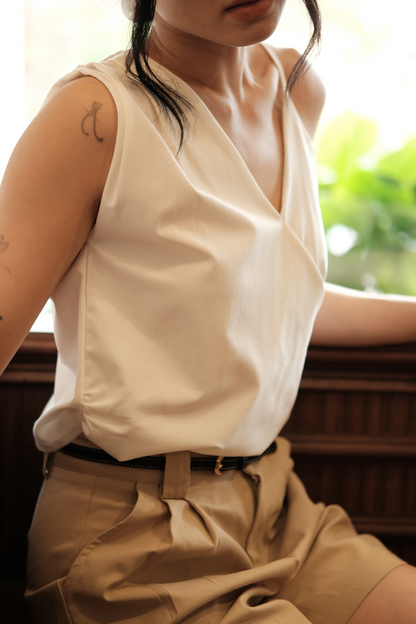 Noémie Asymmetric Strap Vest in White