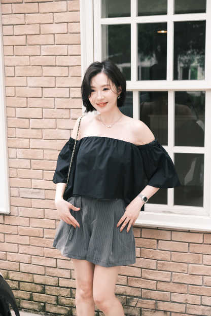 Odette Off-Shoulder Flare Sleeve Top in Black