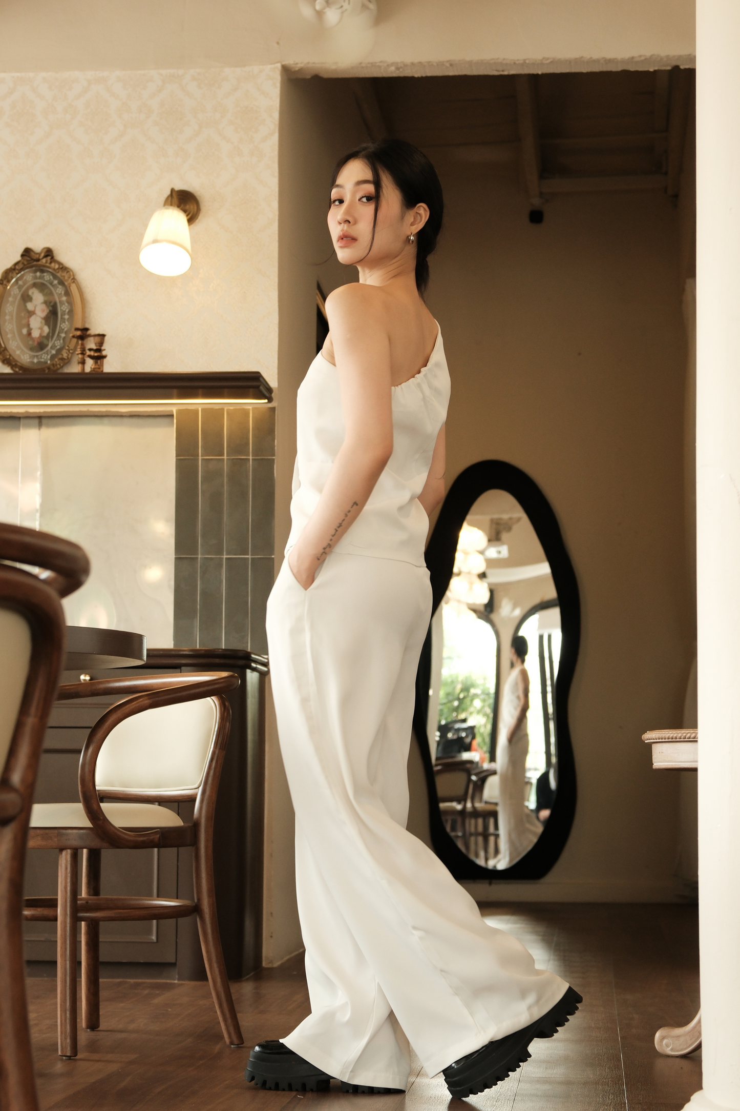 Améliane One-Shoulder Vest & Wide-Leg Trousers Set