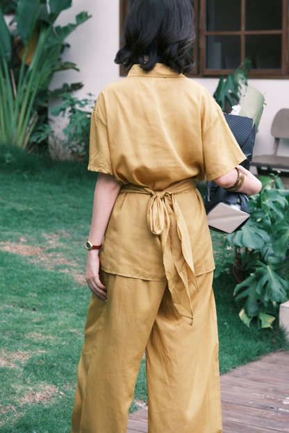 Aurelia Draped Utility Set in Yellow