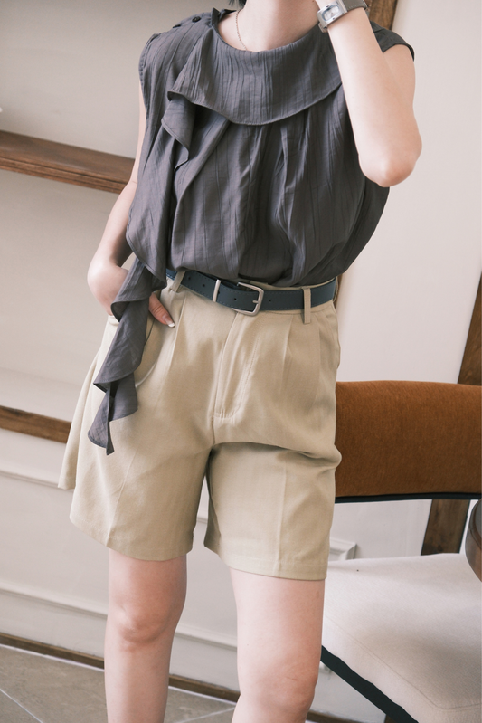 Skye Tailored Shorts in Khaki