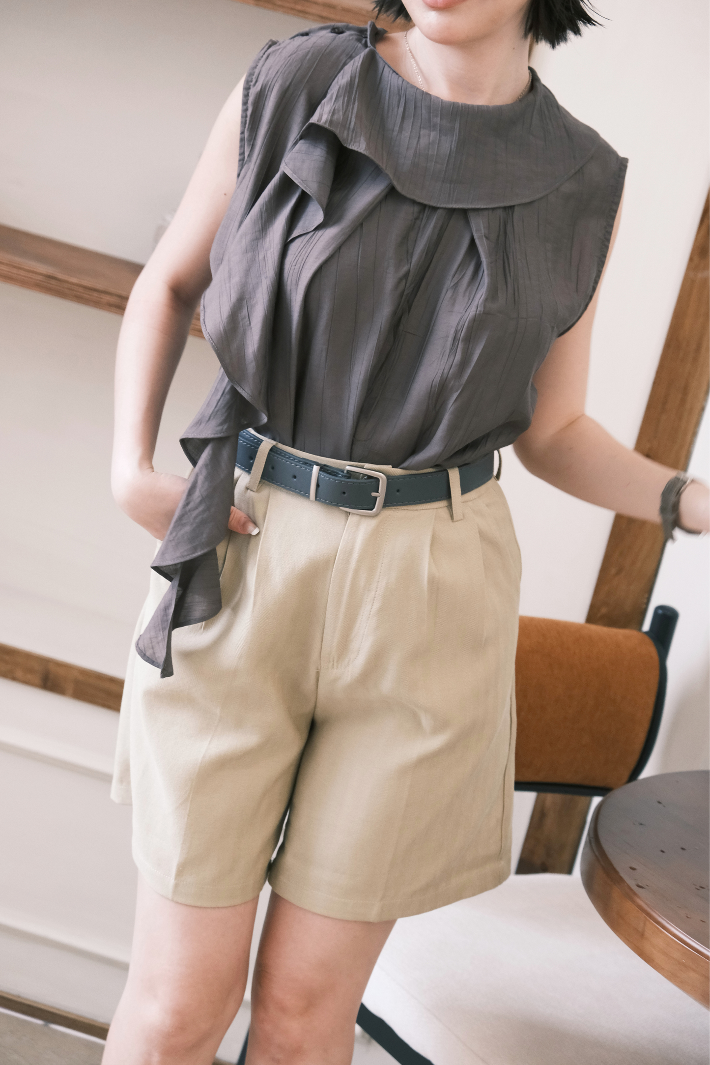 Skye Tailored Shorts in Khaki