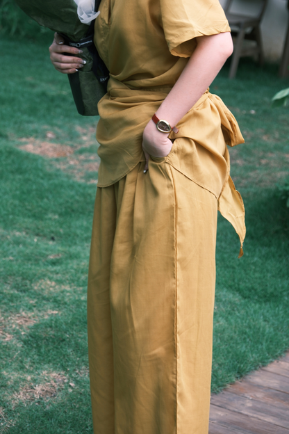 Aurelia Draped Utility Set in Yellow
