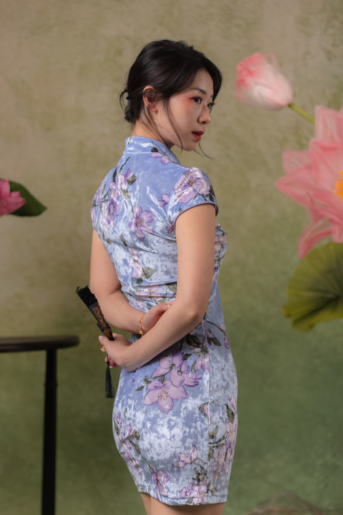 Reverie Velvet Cheongsam Dress in Blue