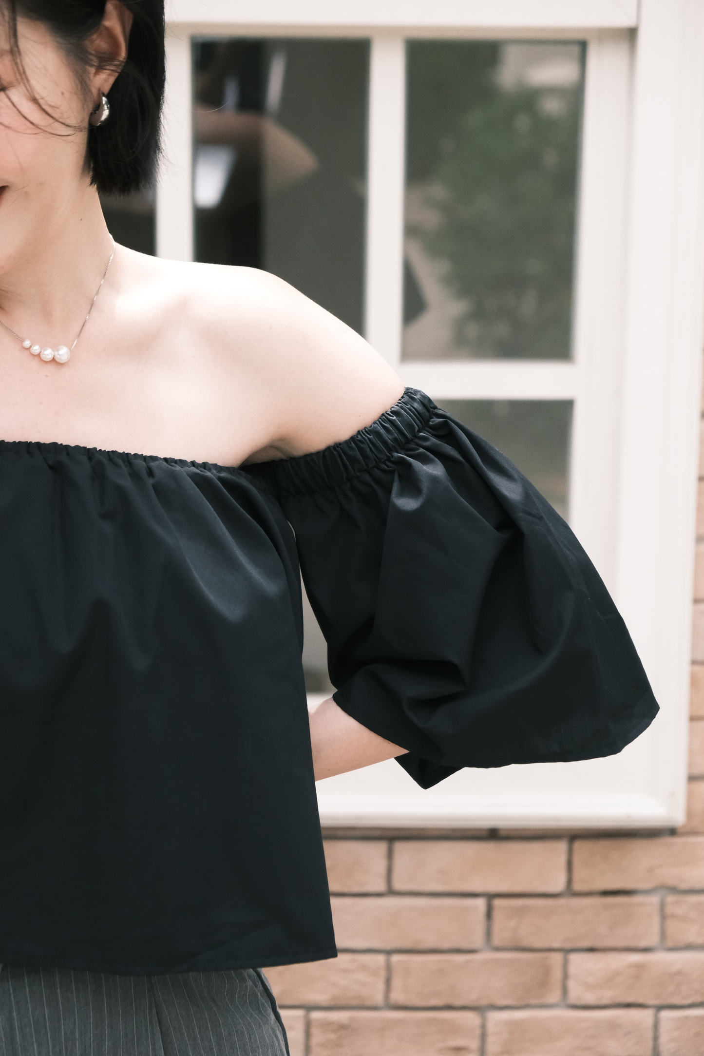 Odette Off-Shoulder Flare Sleeve Top in Black