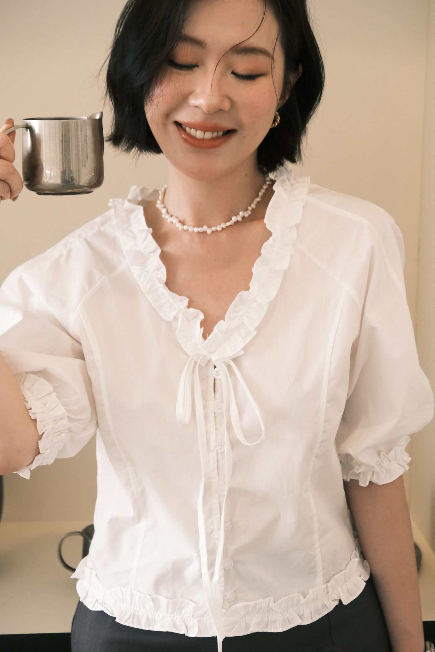 Élise Ruffle-Trim Puff-Sleeve Blouse