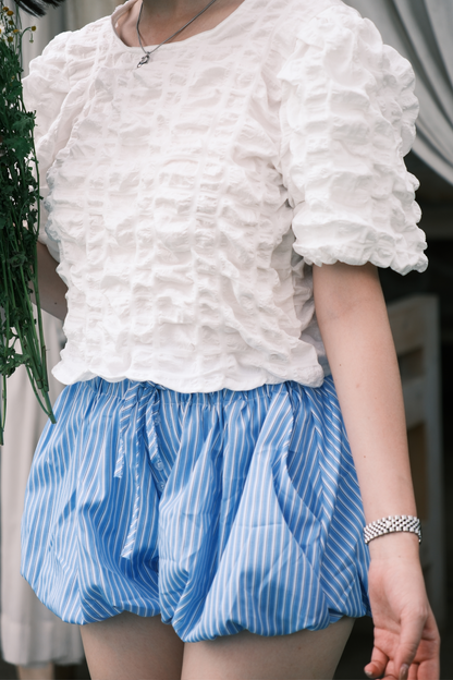 Zélie Striped Balloon Shorts in Blue