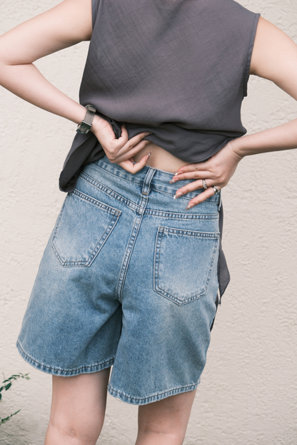 Noémie Vintage Wash Shorts