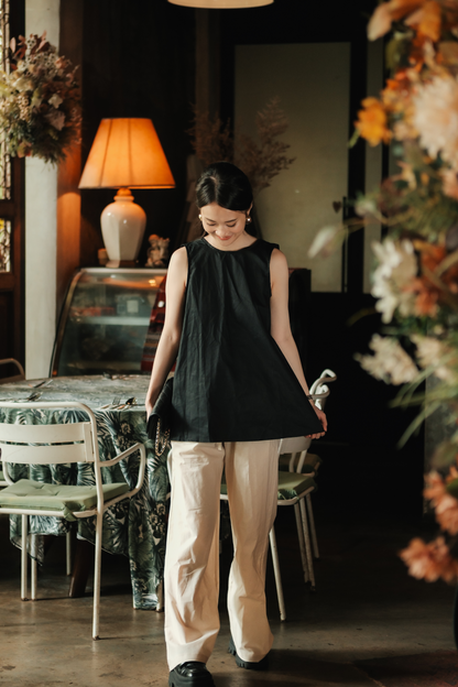 Inès Draped Back Knot Top in Black