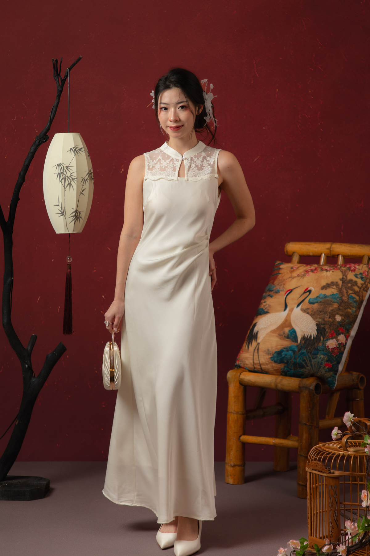 Amélie Perle Cheongsam Dress in Pearl White