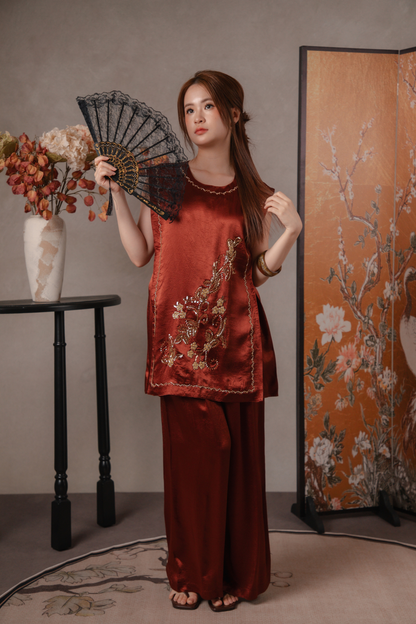 Maren Gilded Cheongsam Top & Pants Set in Maroon